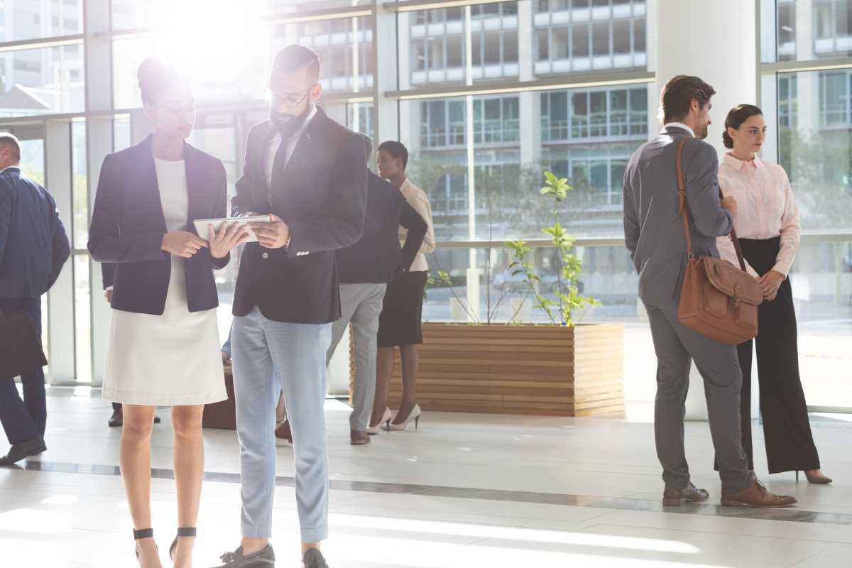 How to Build a Network That Opens Doors to High-Paying Jobs 